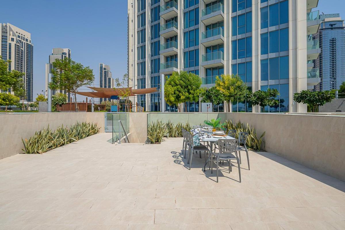 Frank Porter - The Grand Dubai