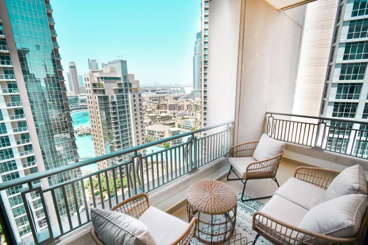 Apartment Downtown-high Floor Mesmerizing Fountain View 2br Chic