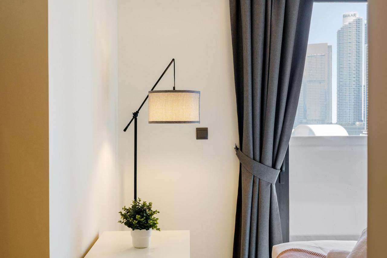 Extravagant 3br + Kid's W/ Burj Khalifa View Apartment Dubai