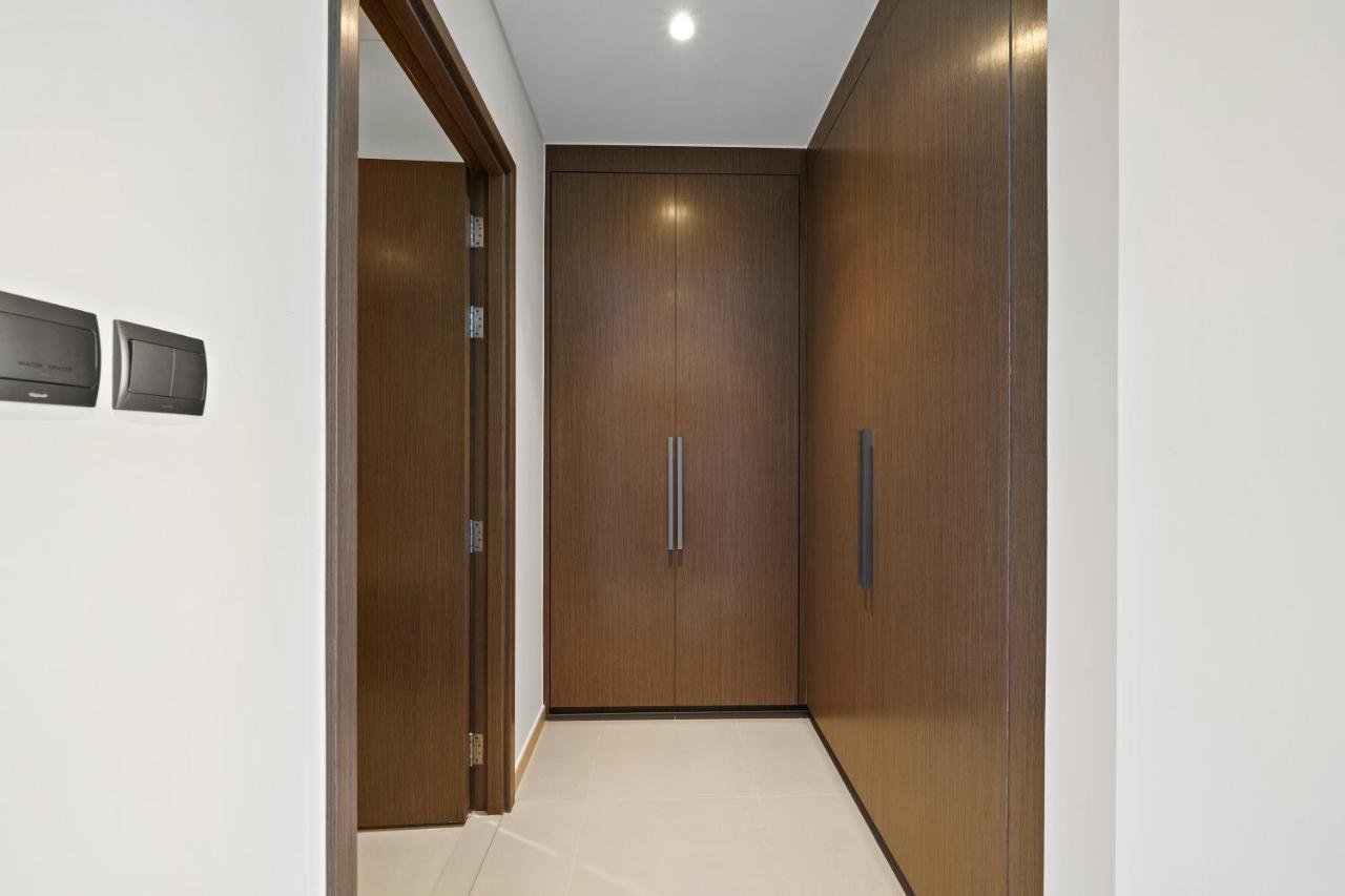 Apartment Extravagant 3br + Kid's W/ Burj Khalifa View Dubai