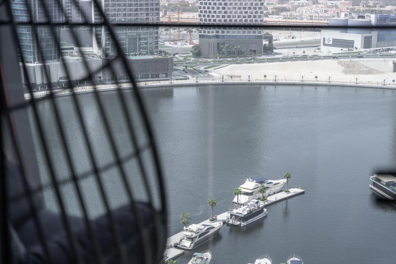 Canal Front With Burj Khalifa View By Suiteable Apartment *
