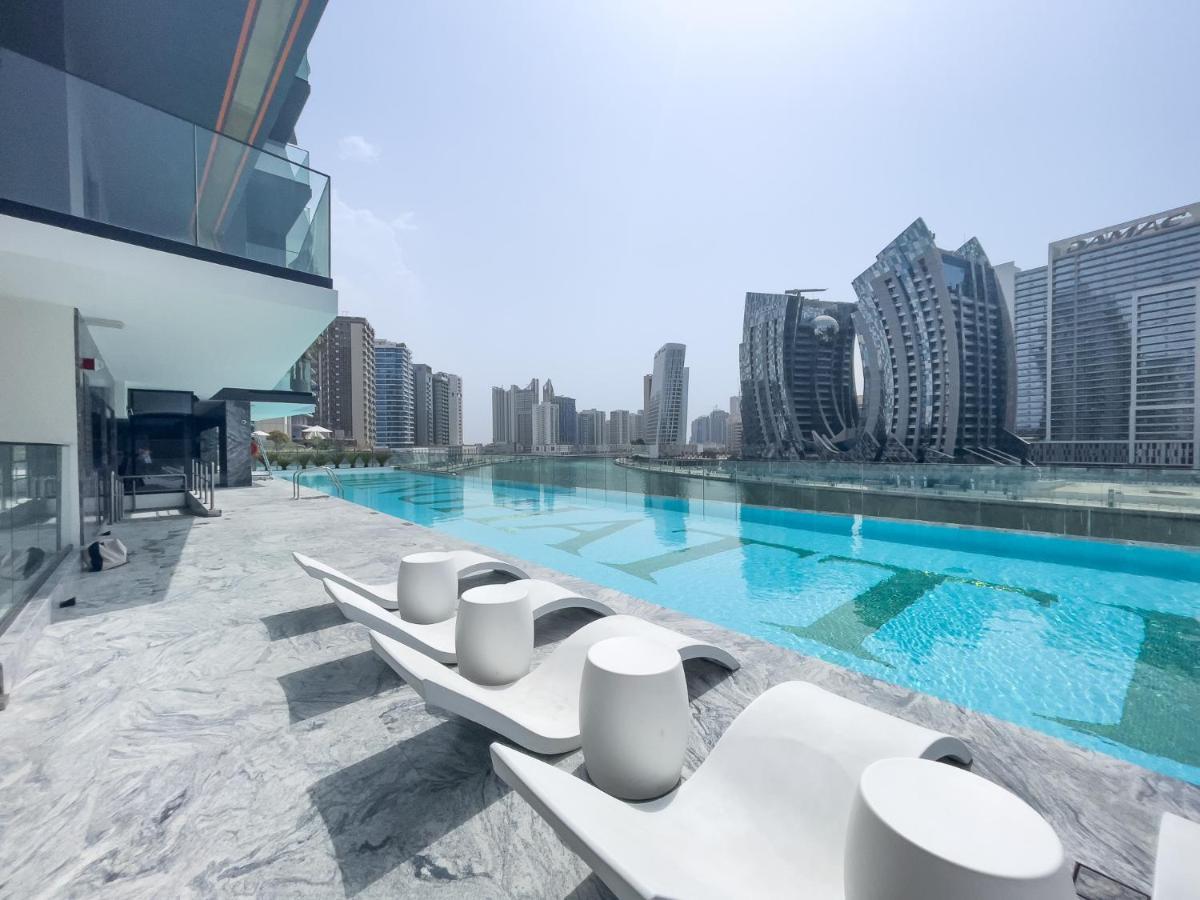 Canal Front With Burj Khalifa View By Suiteable Apartment