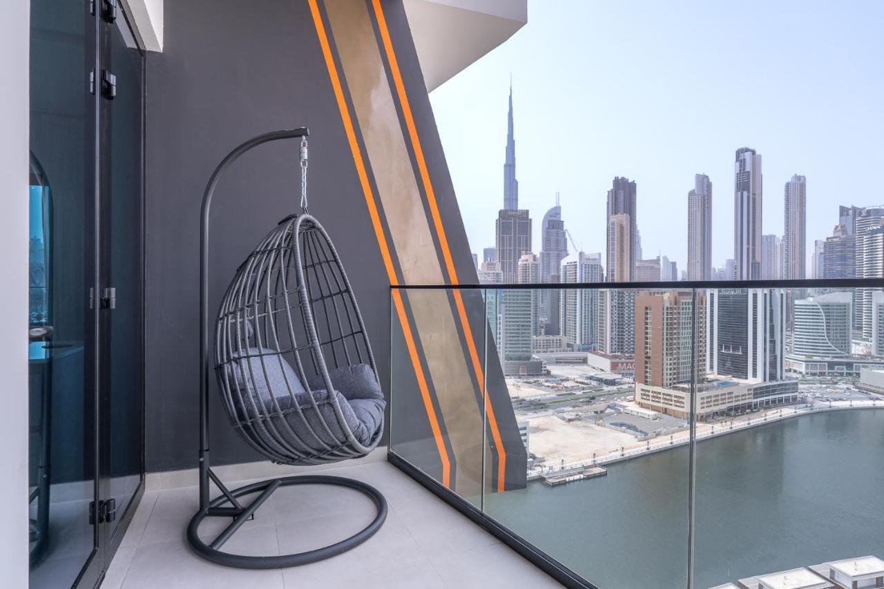 Canal Front With Burj Khalifa View By Suiteable