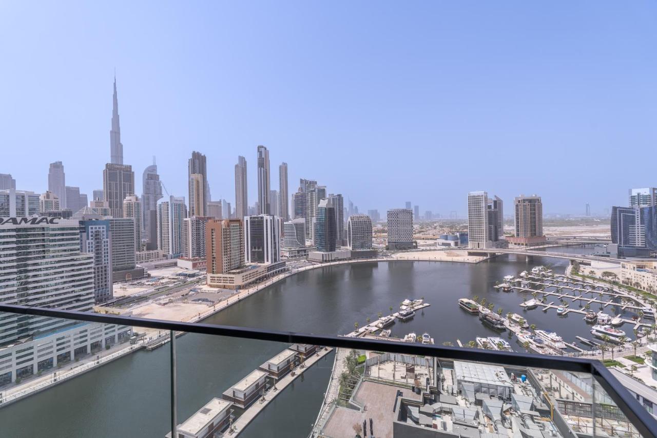 Apartment Canal Front With Burj Khalifa View By Suiteable *