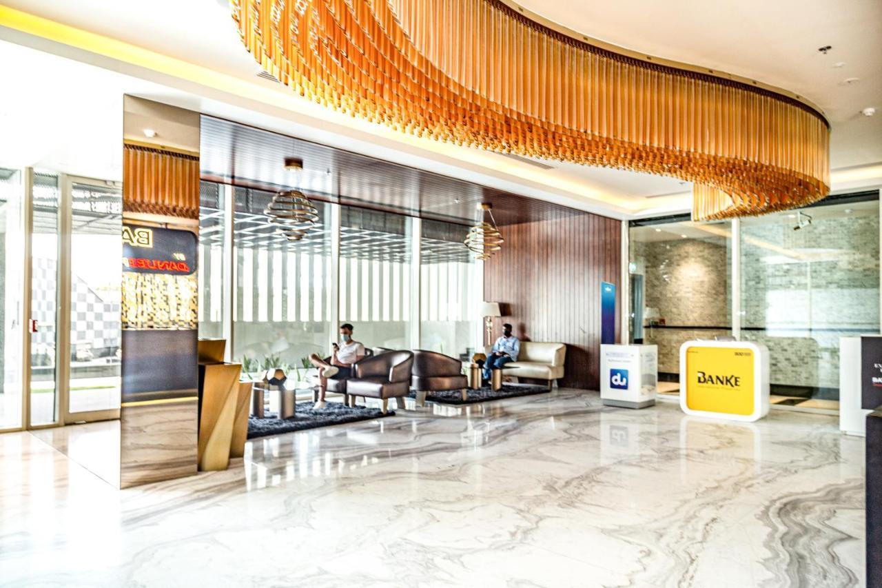 Apartment Waves Homes - Chic With Balcony Overlooking Views *