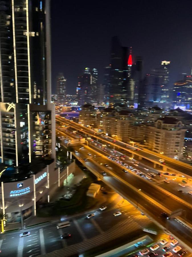Address Mall Residences: Emaar Fashion Avenue With Burj Khalifa Views Apartment Dubai