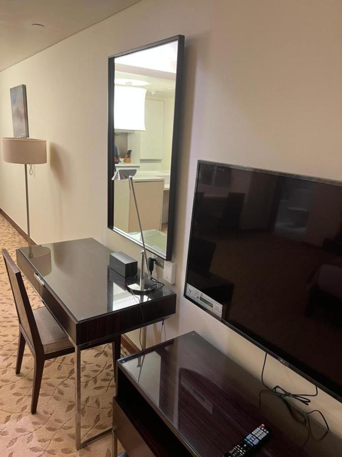 Address Mall Residences: Emaar Fashion Avenue With Burj Khalifa Views Apartment