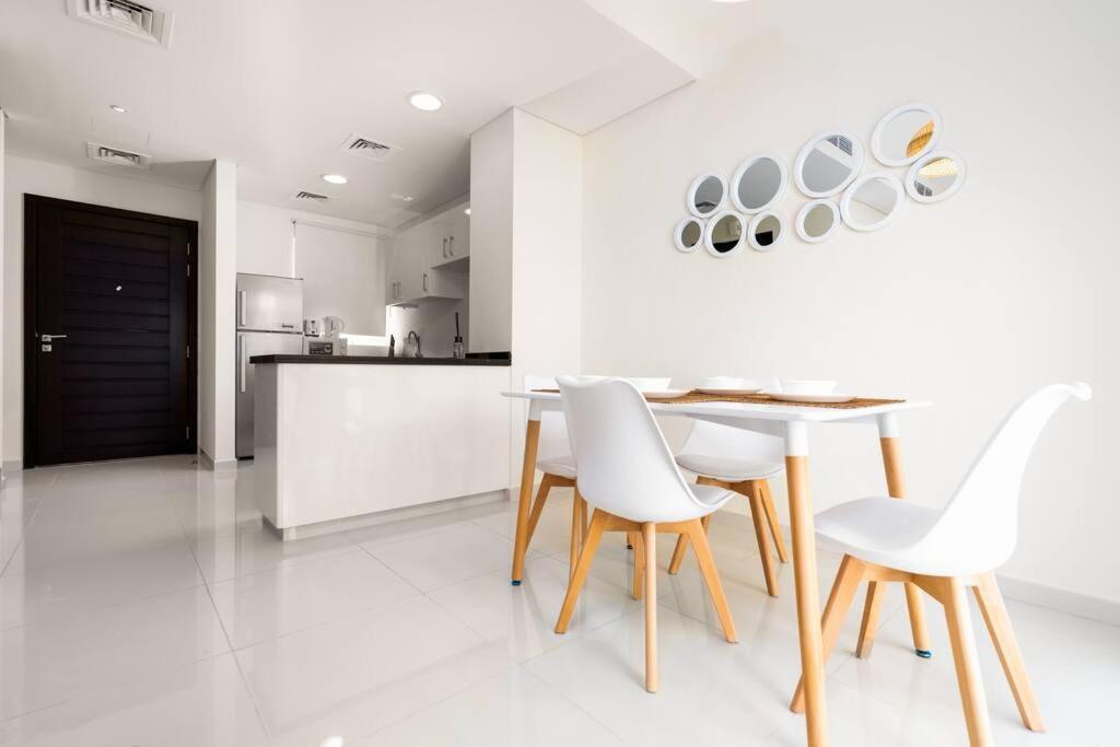 Calm Aesthetic 3 Bedroom - E&g Homes Villa *