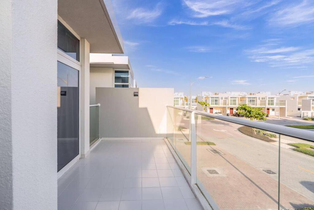 Villa Calm Aesthetic 3 Bedroom - E&g Homes