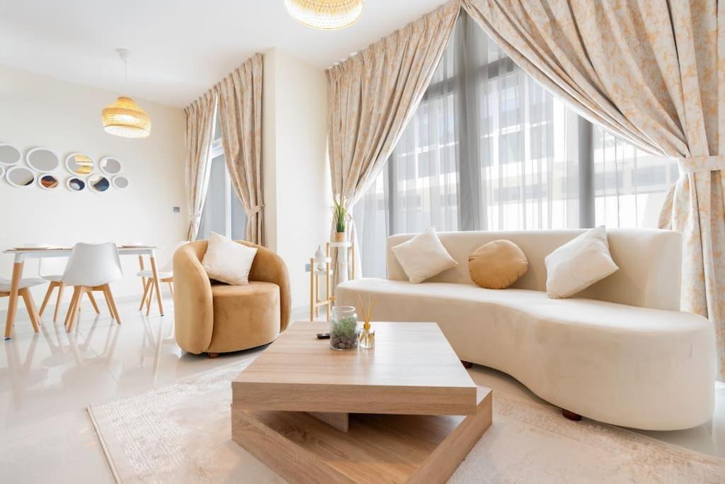 Villa Calm Aesthetic 3 Bedroom - E&g Homes *