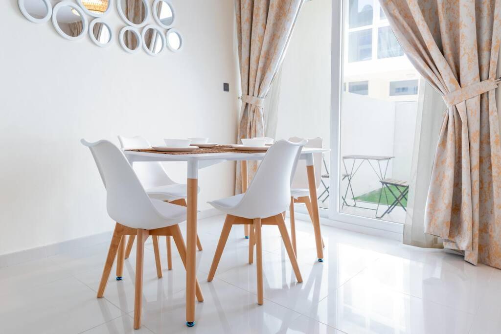 Villa Calm Aesthetic 3 Bedroom - E&g Homes Dubai