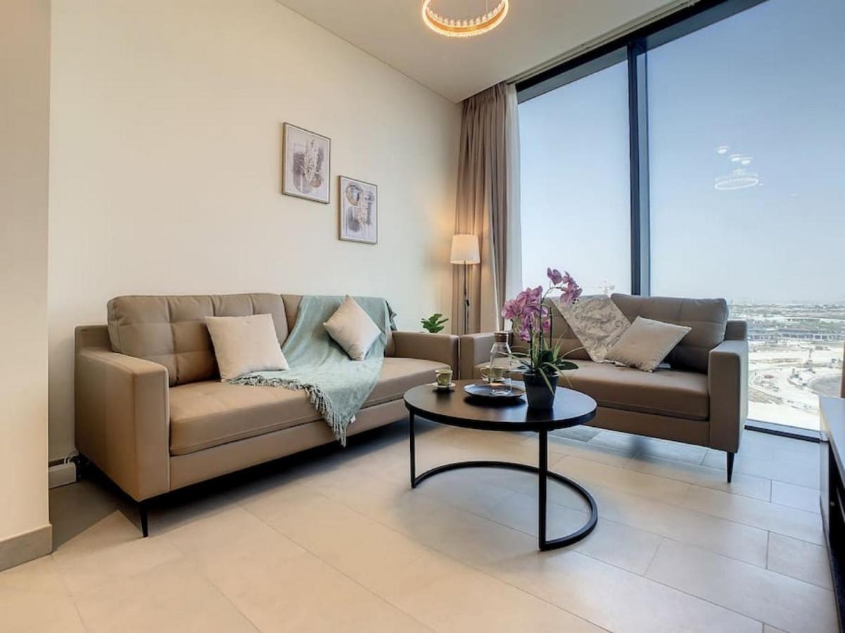 Key View - Sobha Waves Holiday home Dubai