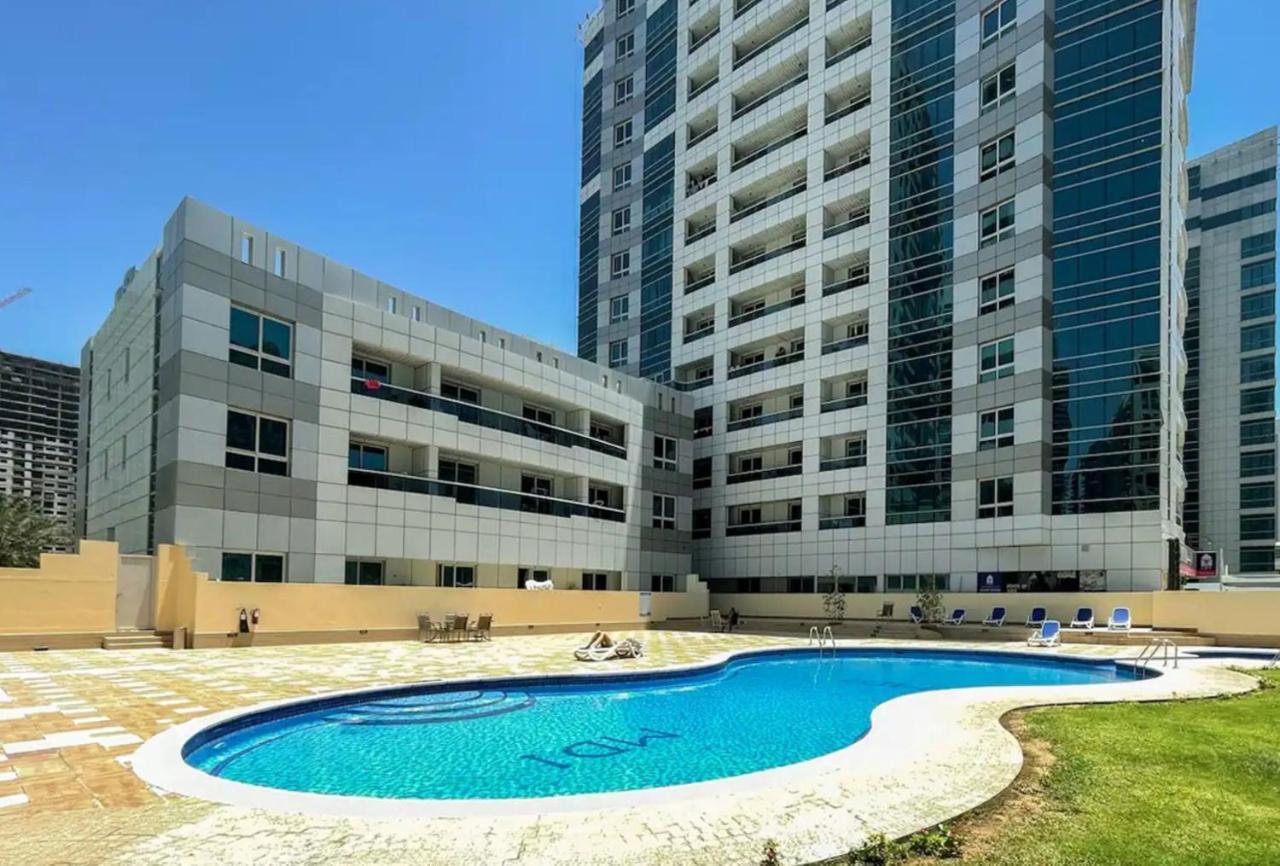 Stylish In Marina Close To The Beach, Mall And Metro Apartment Dubai