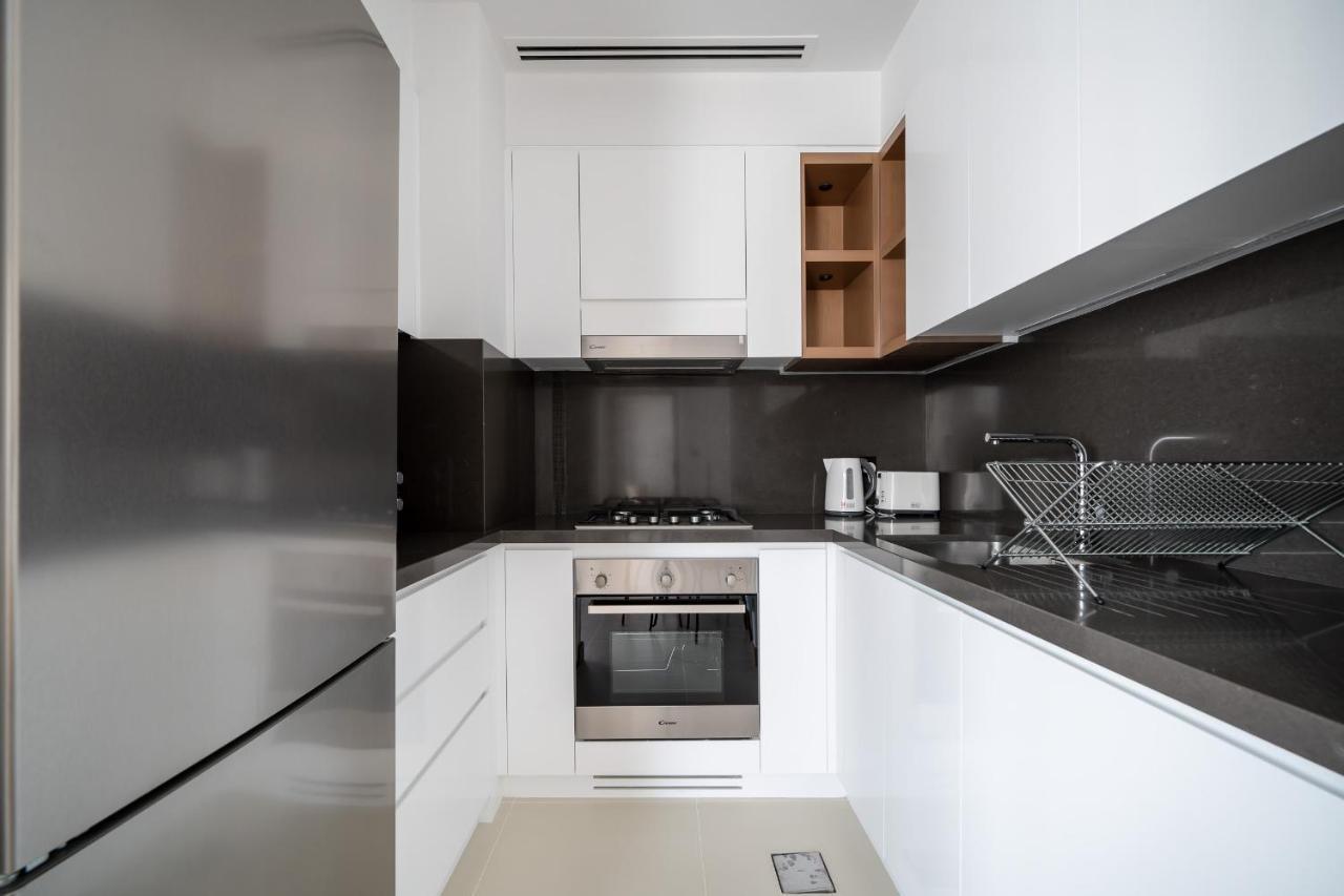Apartment Alh Vacay - Alluring 1 Bedroom In Vida Marina Dubai