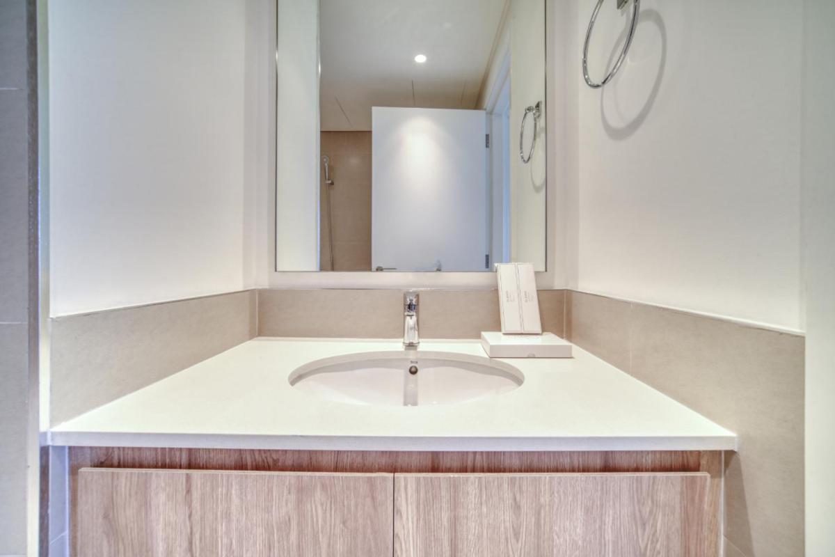 Apartment 2br In Executive At Hills - Pk Holidays Dubai