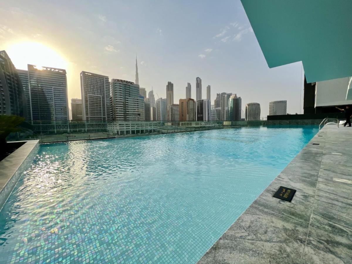 Oraya - With Jaw-dropping Canal And Burj Views - Business Bay