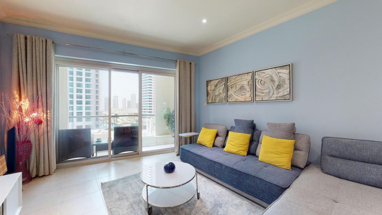 Marina Heights - Unique One Bedroom Apartment *