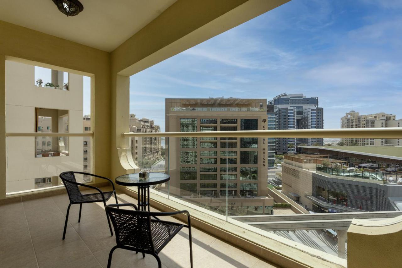 Apartment Luxe 1br With Palm Skyline View & Easy Mall Access *