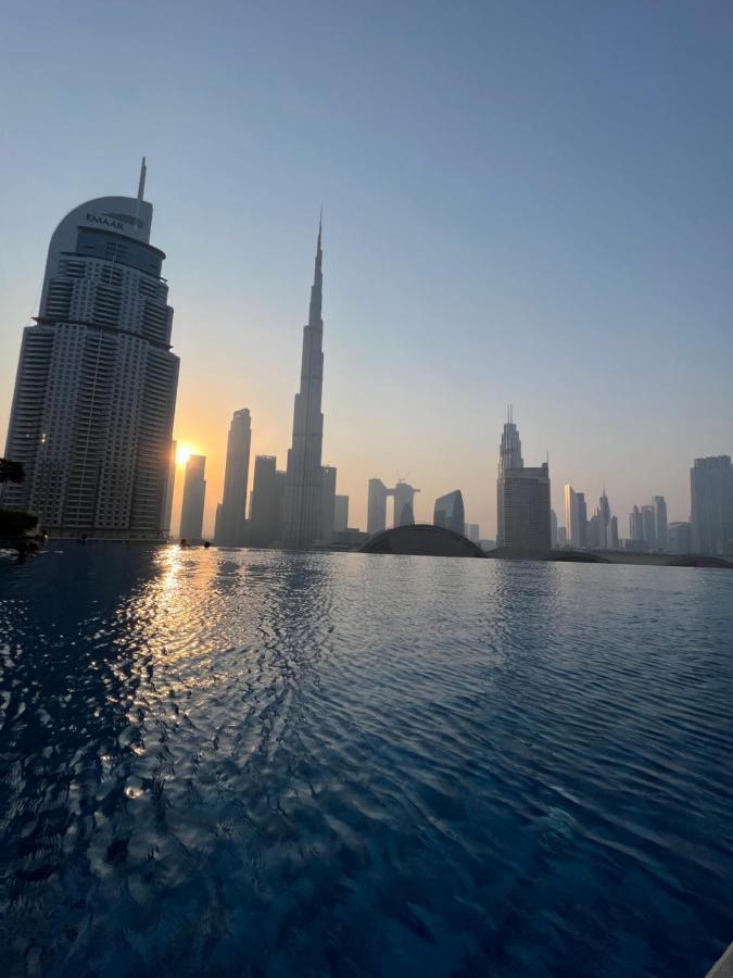 Burj Khalifa Downtown Fountain * Dubai