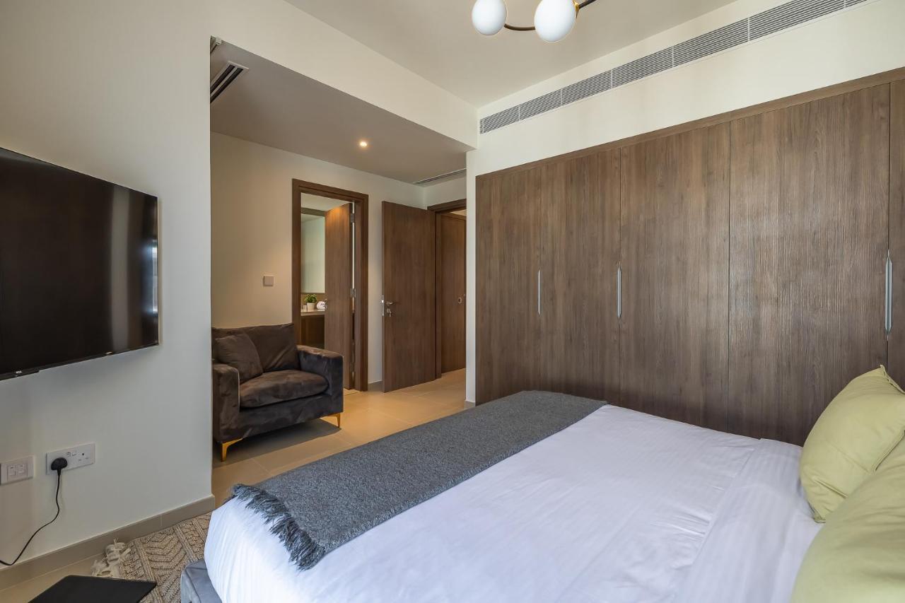 Spacious 3bdr Townhouse I Garden I Tilal Al Ghaf Holiday home *