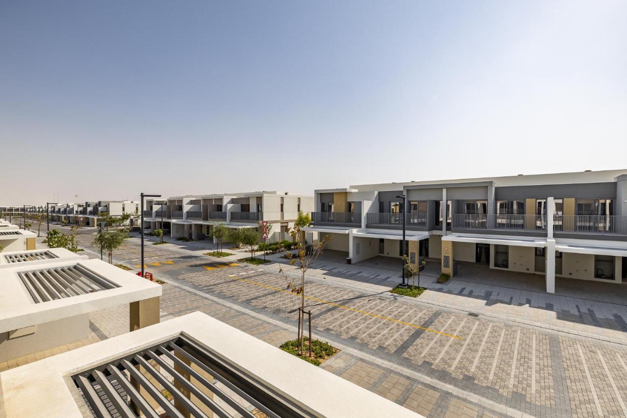Holiday home Spacious 3bdr Townhouse I Garden I Tilal Al Ghaf *