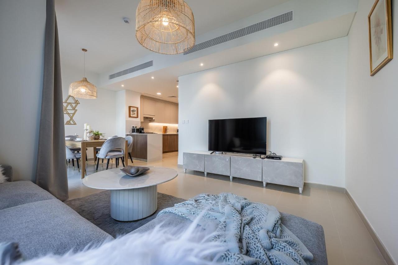 Holiday home Spacious 3bdr Townhouse I Garden I Tilal Al Ghaf *