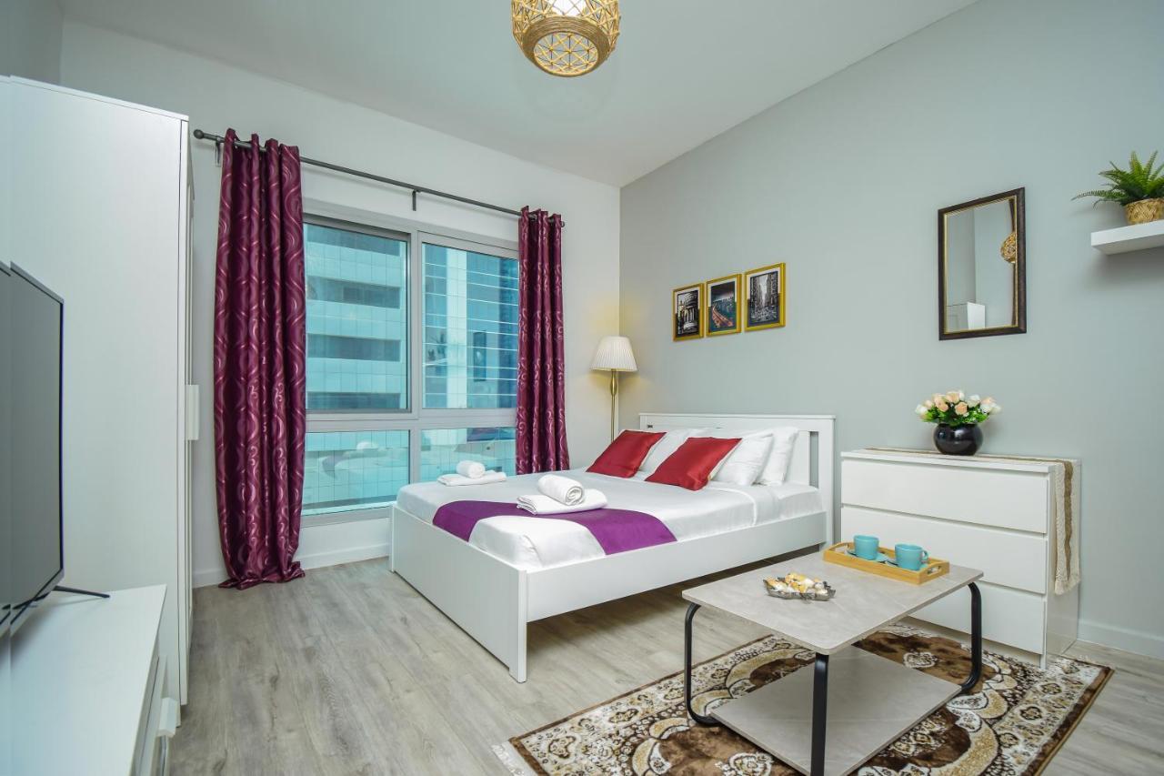 Stylish In Marina Close To The Beach, Mall And Metro Apartment Dubai