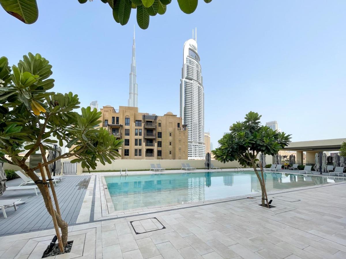 Amazing Next To Mall 160br-2 Apartment