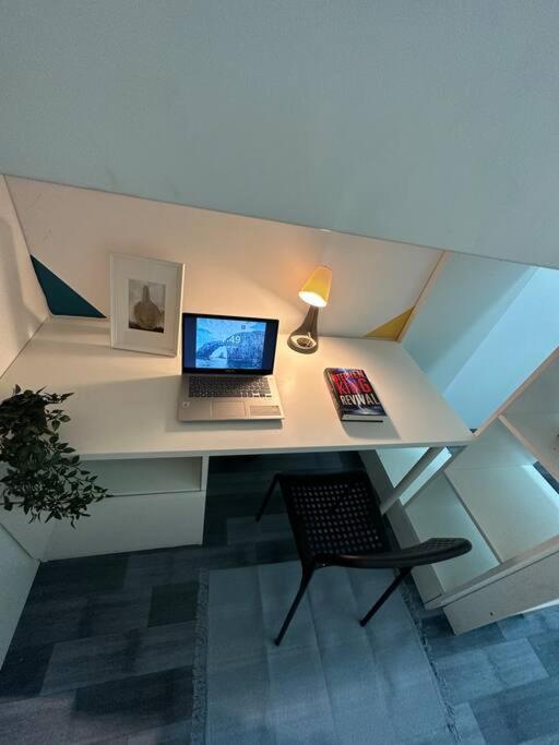 Loft Style Partition In Shared In Al Barsha 1 Near Moe Metro *