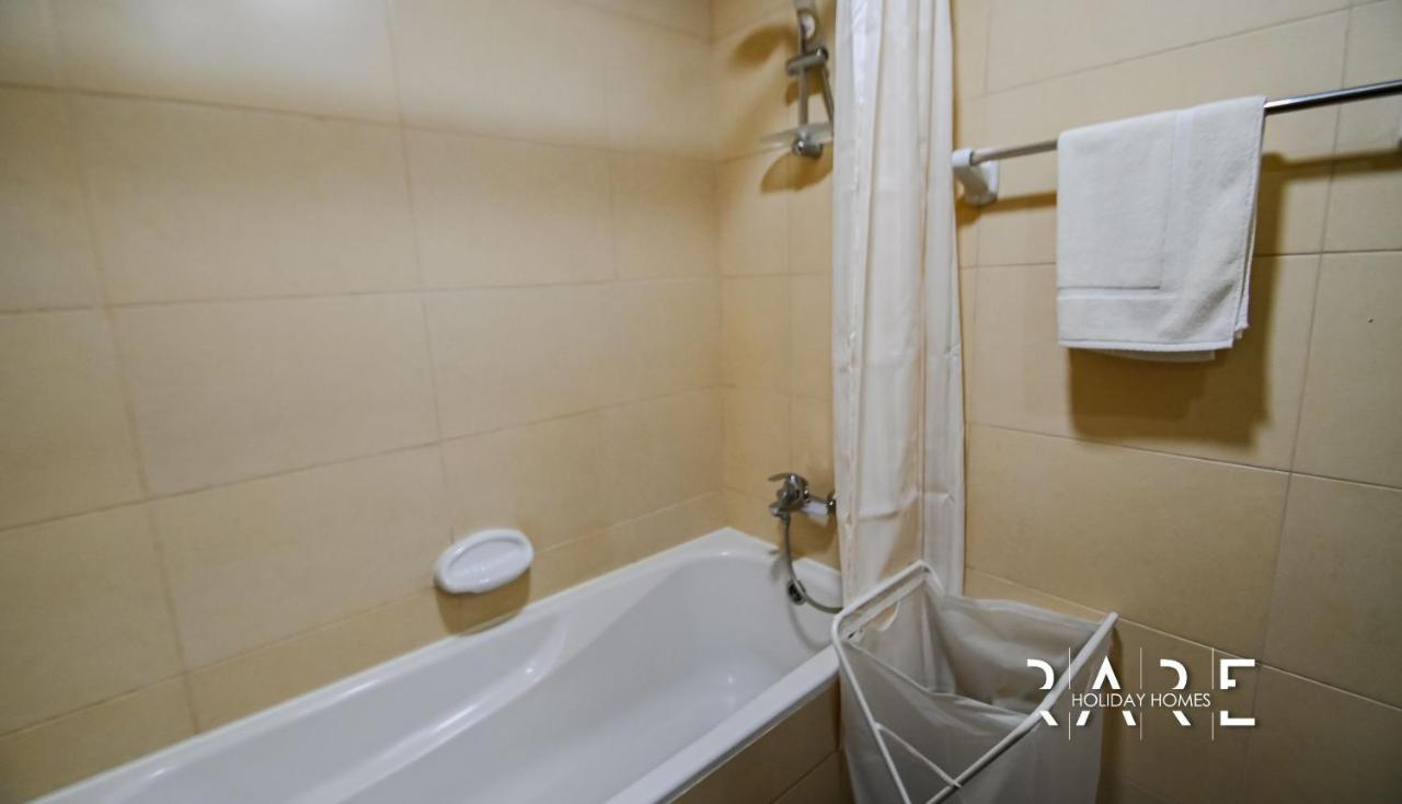 Apartment Rare - Golf Course View - Elite Residences - R1303 - Sports City *