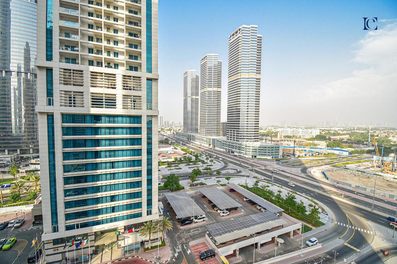 Luxury Escapes - Modern - Metro, & Mall Mins Away