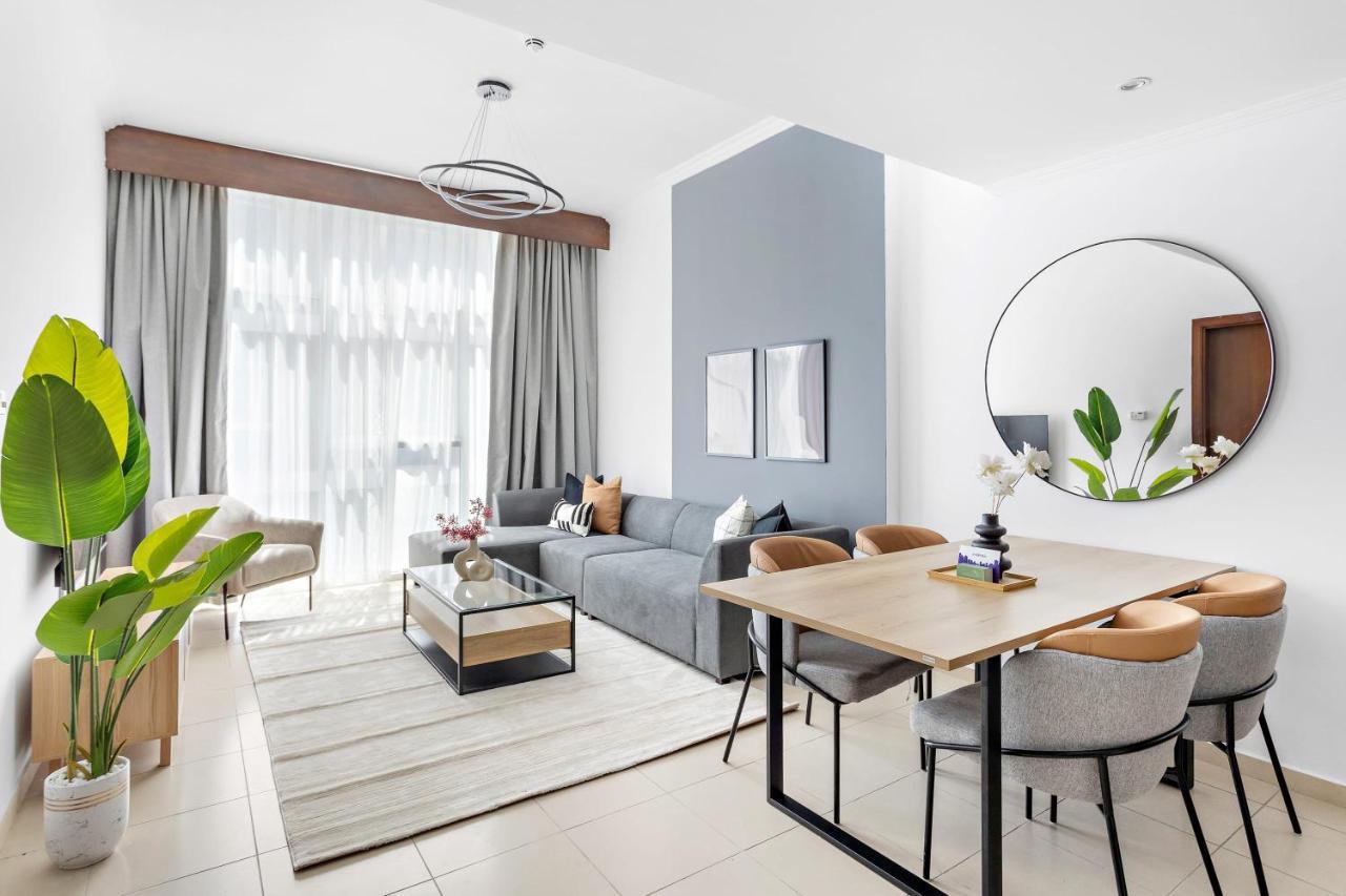 Apartment Silkhaus Spacious Gym & Pool 1bdr Art *