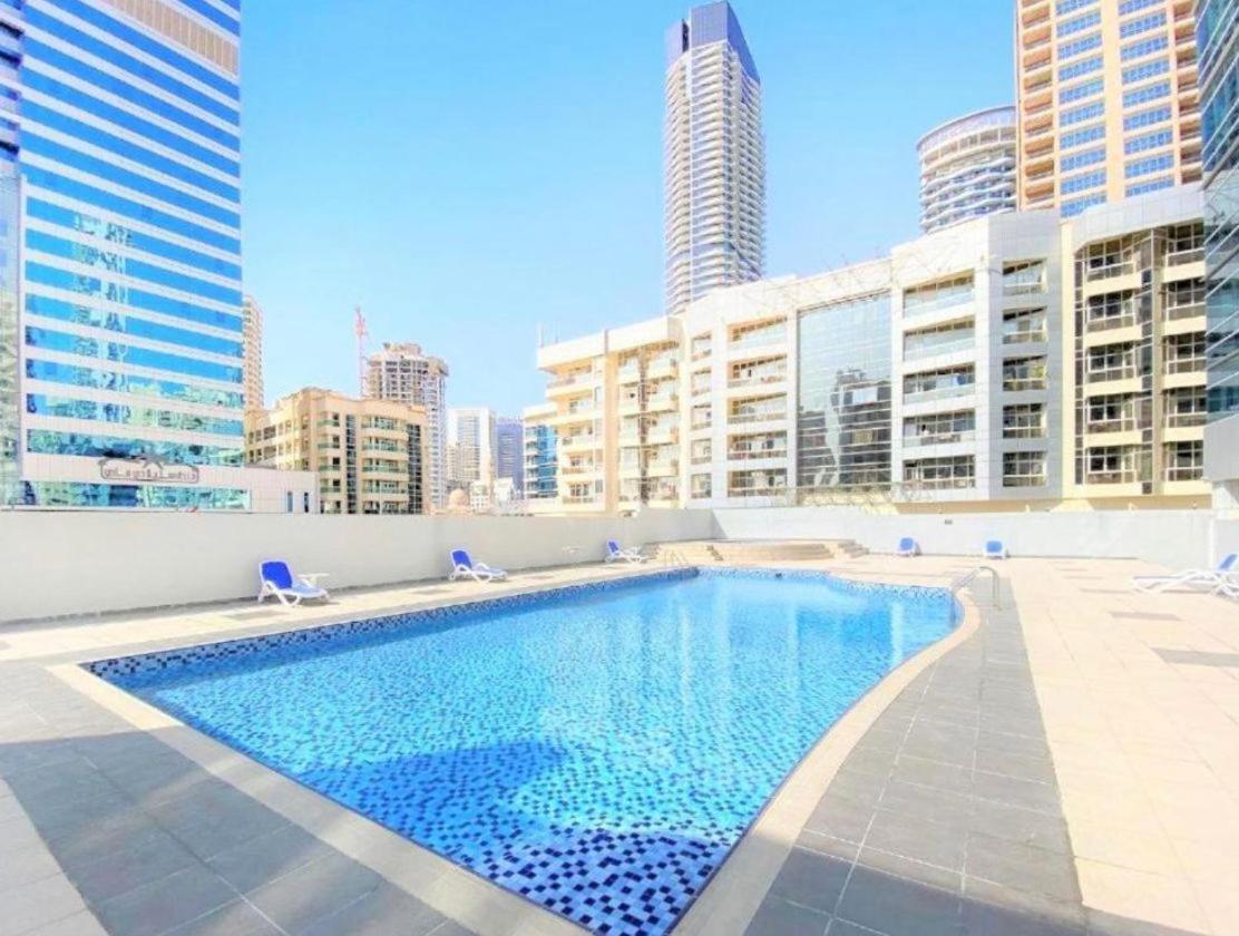Diamond 2 Tower Marina