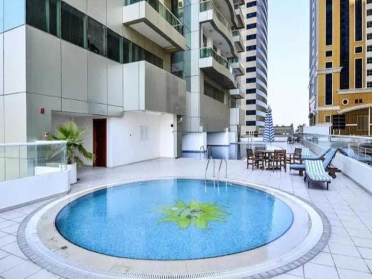 A Place Like A In Marina Apartment *
