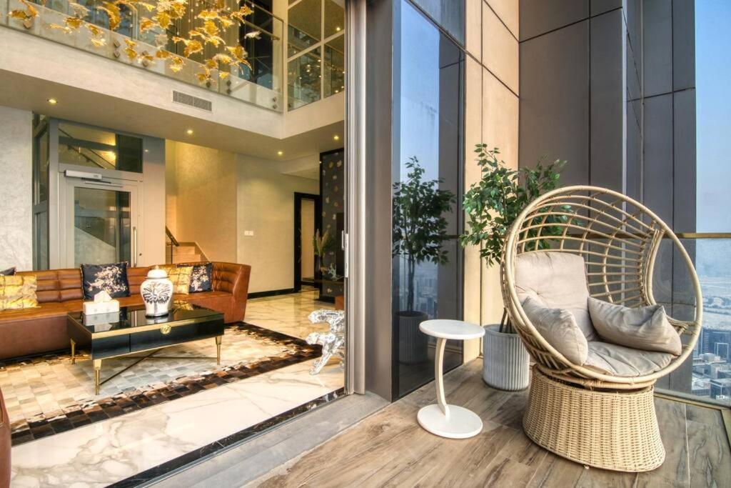 Triplex Paradise Penthouse *