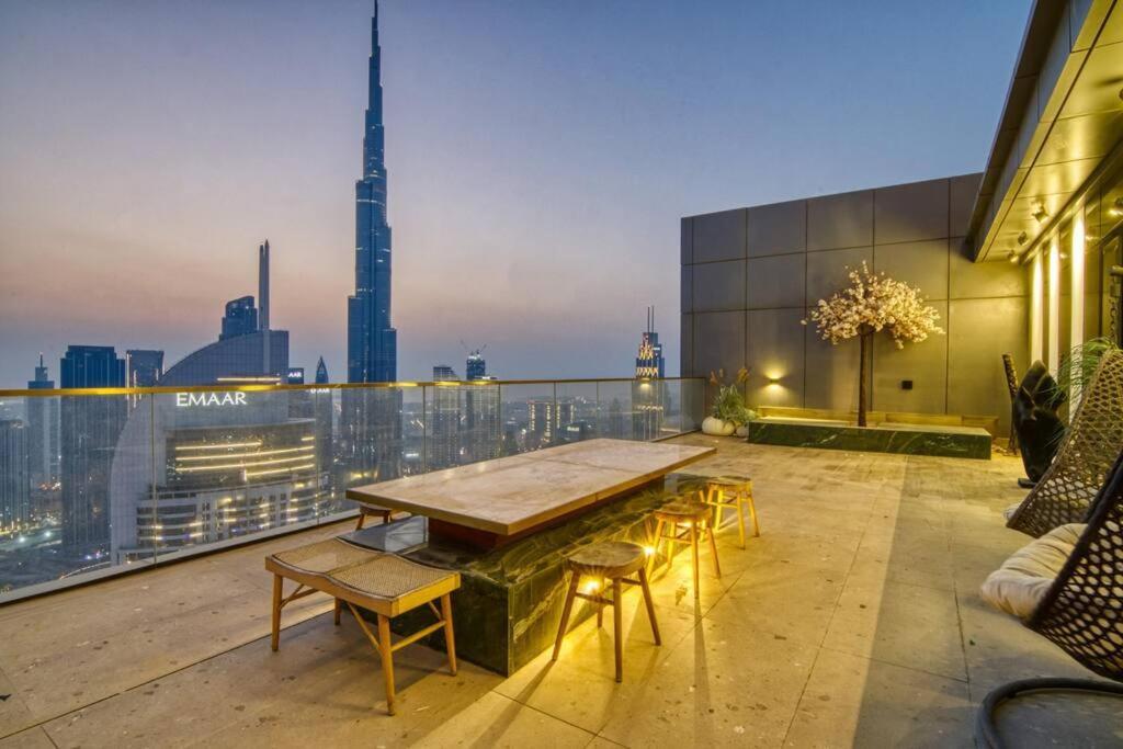 Triplex Paradise Penthouse Apartment