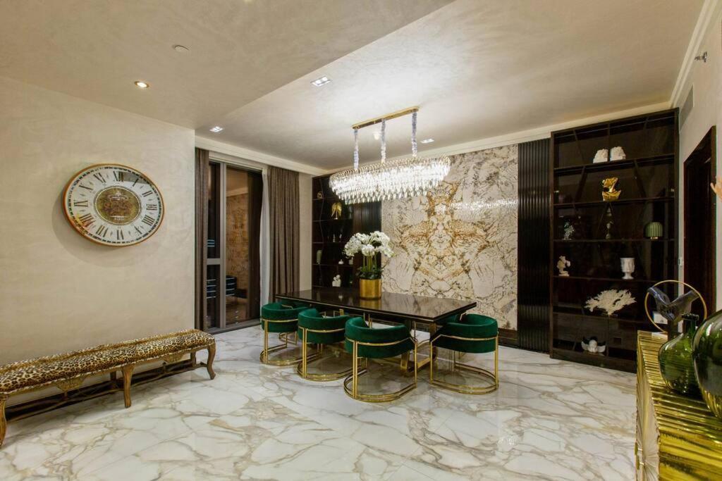 Triplex Paradise Penthouse Apartment Dubai