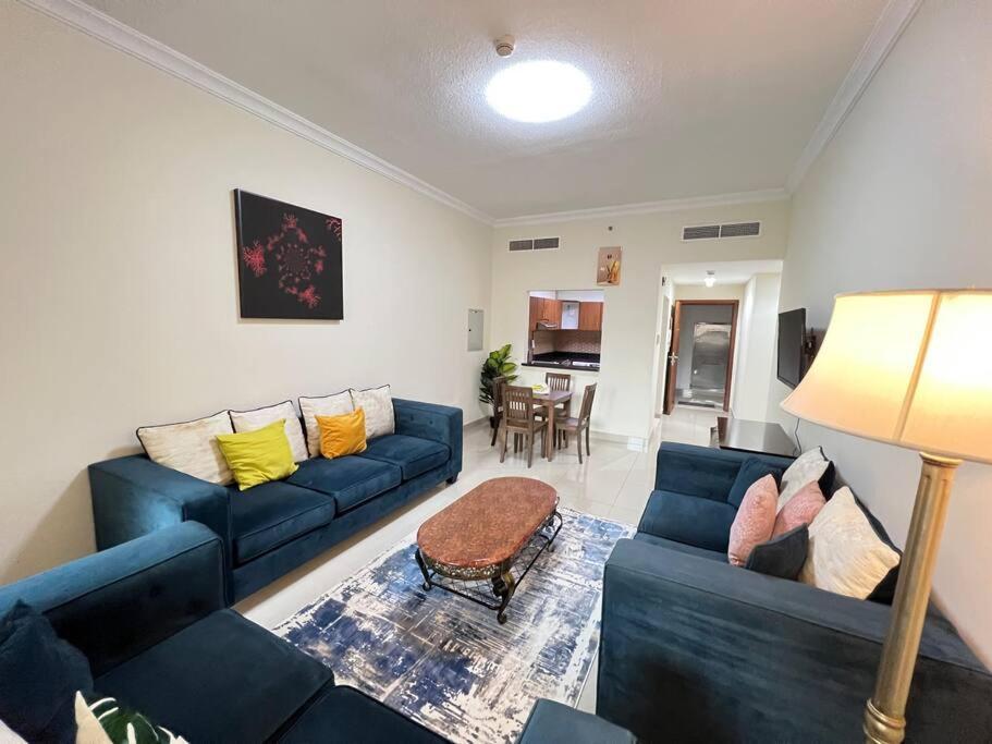 Apartment Stylish 1-bedroom In Jvc Dubai