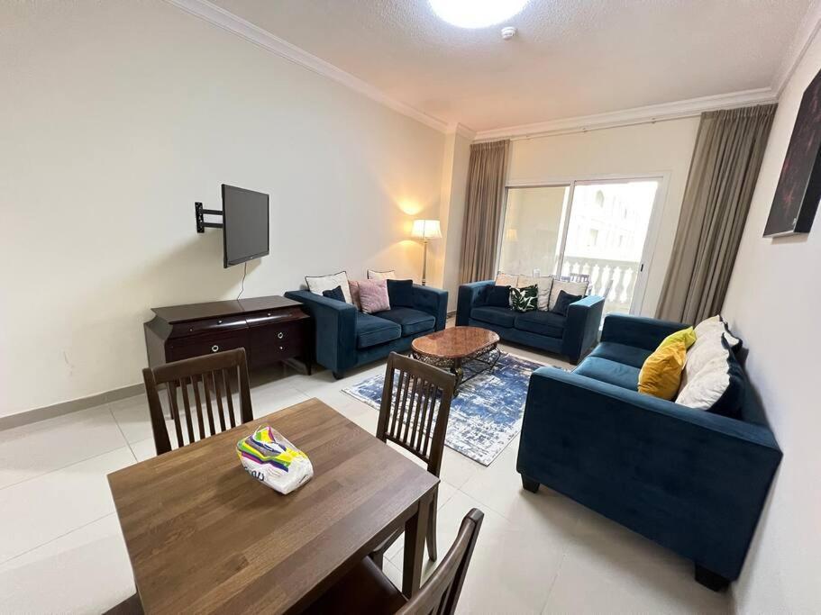 Stylish 1-bedroom In Jvc Apartment *