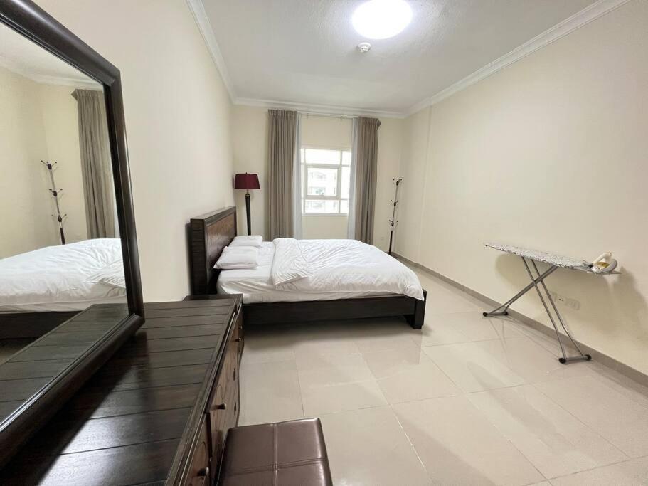 Apartment Stylish 1-bedroom In Jvc *