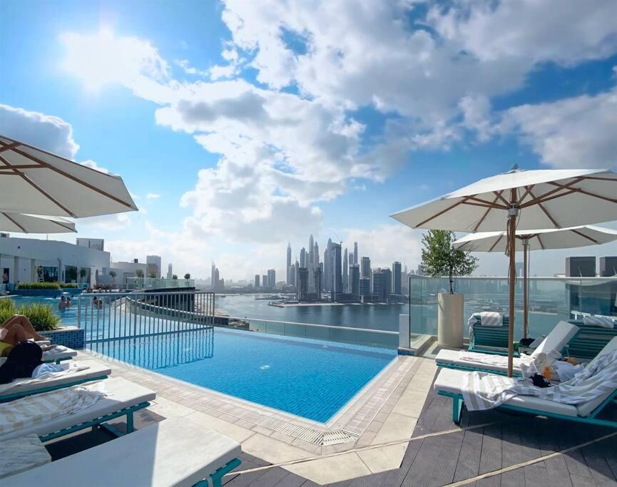 Trophy - Palm Jumeirah With Access Apartment Dubai