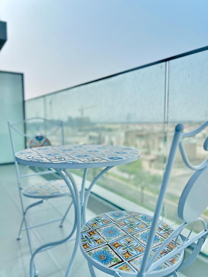 Modern 1 Bedroom At Jvc Prime Location! *