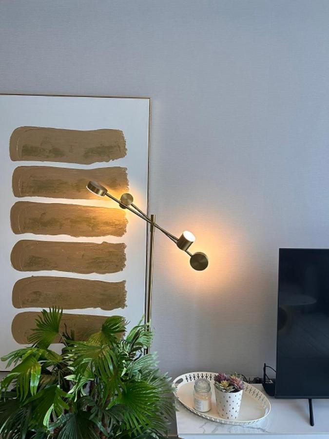 Modern 1 Bedroom At Jvc Prime Location! Apartment *