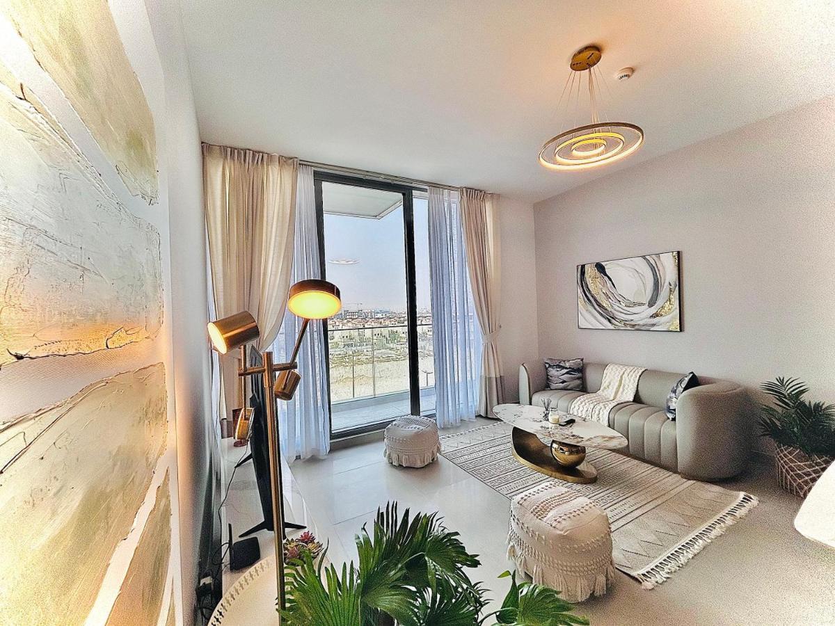 Modern 1 Bedroom At Jvc Prime Location! *