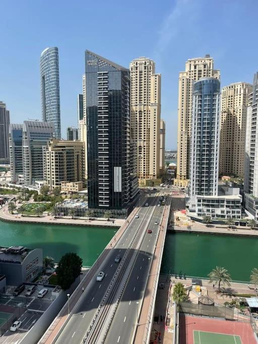2 Bedroom & 3 Bath In Marina - Walking Distance To Jbr!