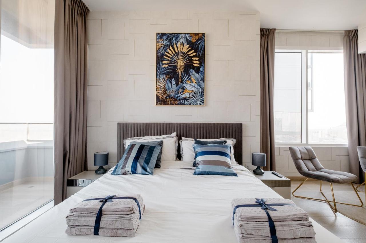 Apartment Luxury 2br For 6 With King Beds, Gym, Sauna In Jvc *