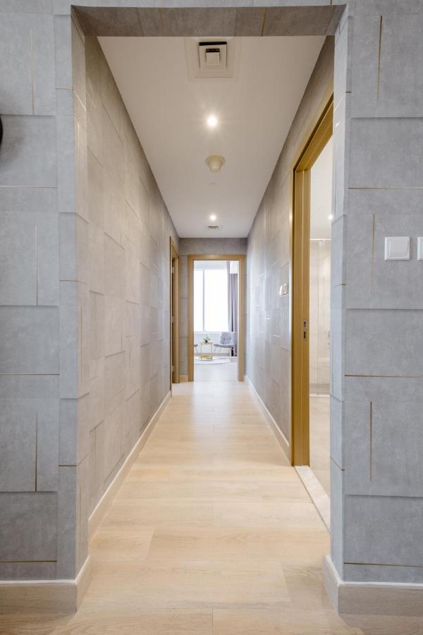 Luxury 2br For 6 With King Beds, Gym, Sauna In Jvc Apartment *