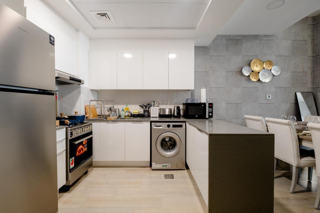 Luxury 2br For 6 With King Beds, Gym, Sauna In Jvc Dubai