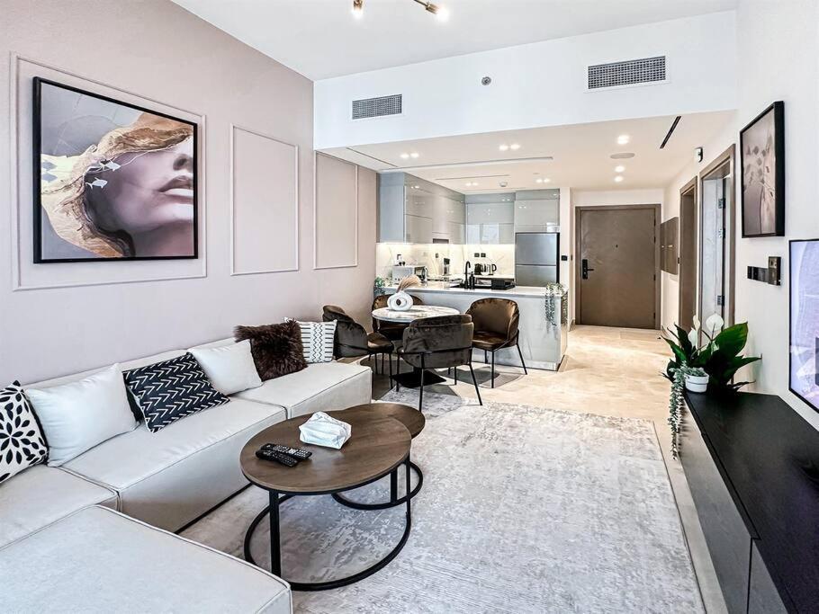 Apartment Trophy Amazing Burj Khalifa Views From Stylish Dubai