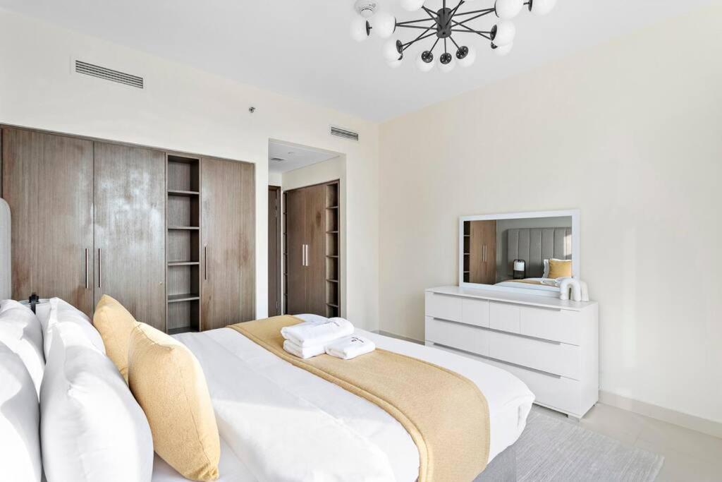 Apartment Stonetree - Stylish 1br & Pool With Burj Khalifa Views *